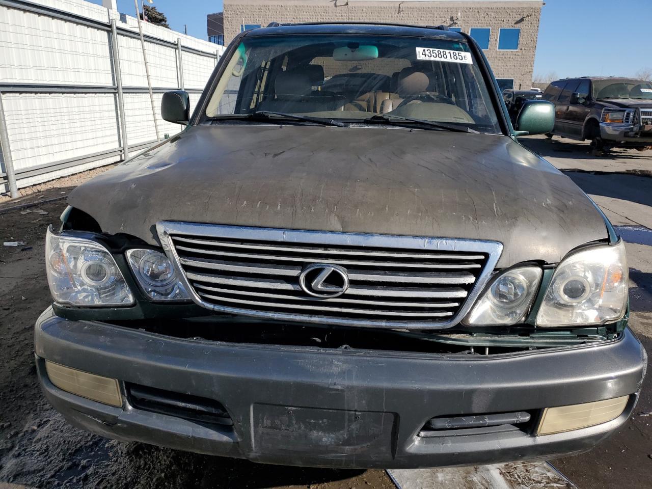 1999 Lexus LX - Image 5