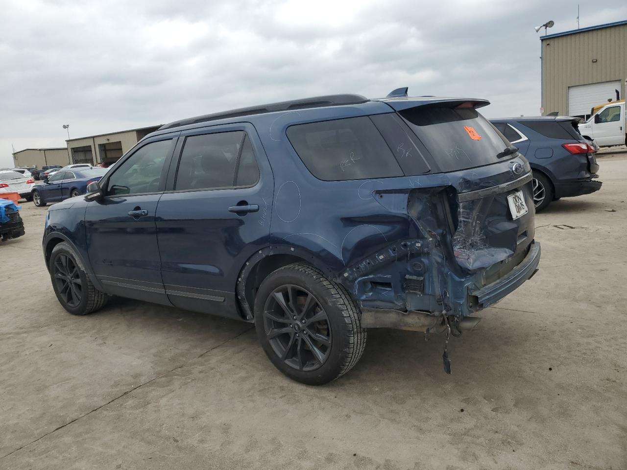 2017 Ford Explorer - Image 2