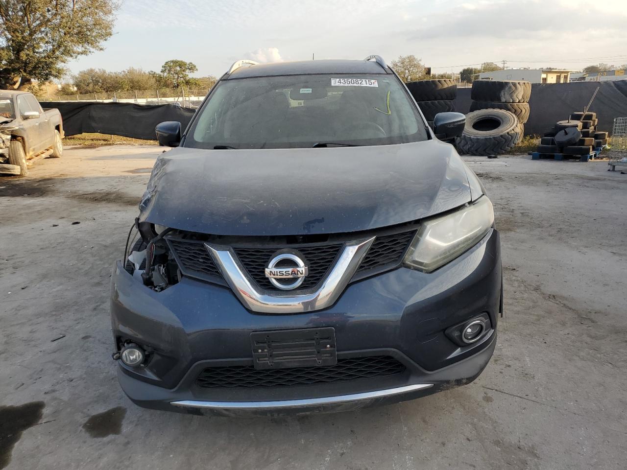 2016 Nissan Rogue - Image 5