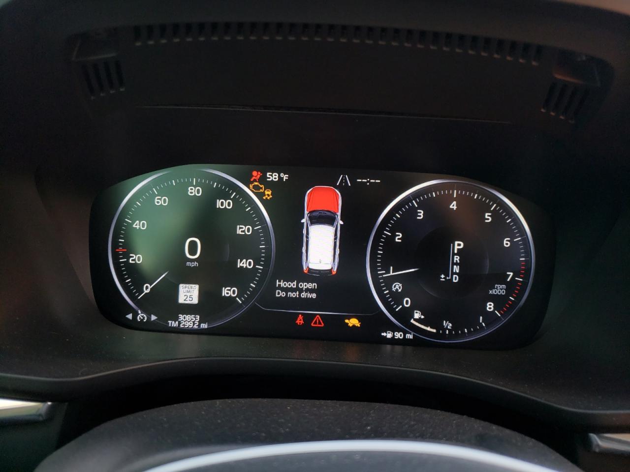 2021 Volvo XC60 - Image 9