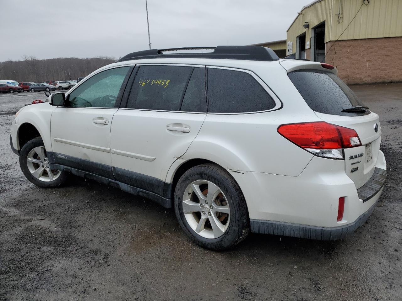 2014 Subaru Outback - Image 2
