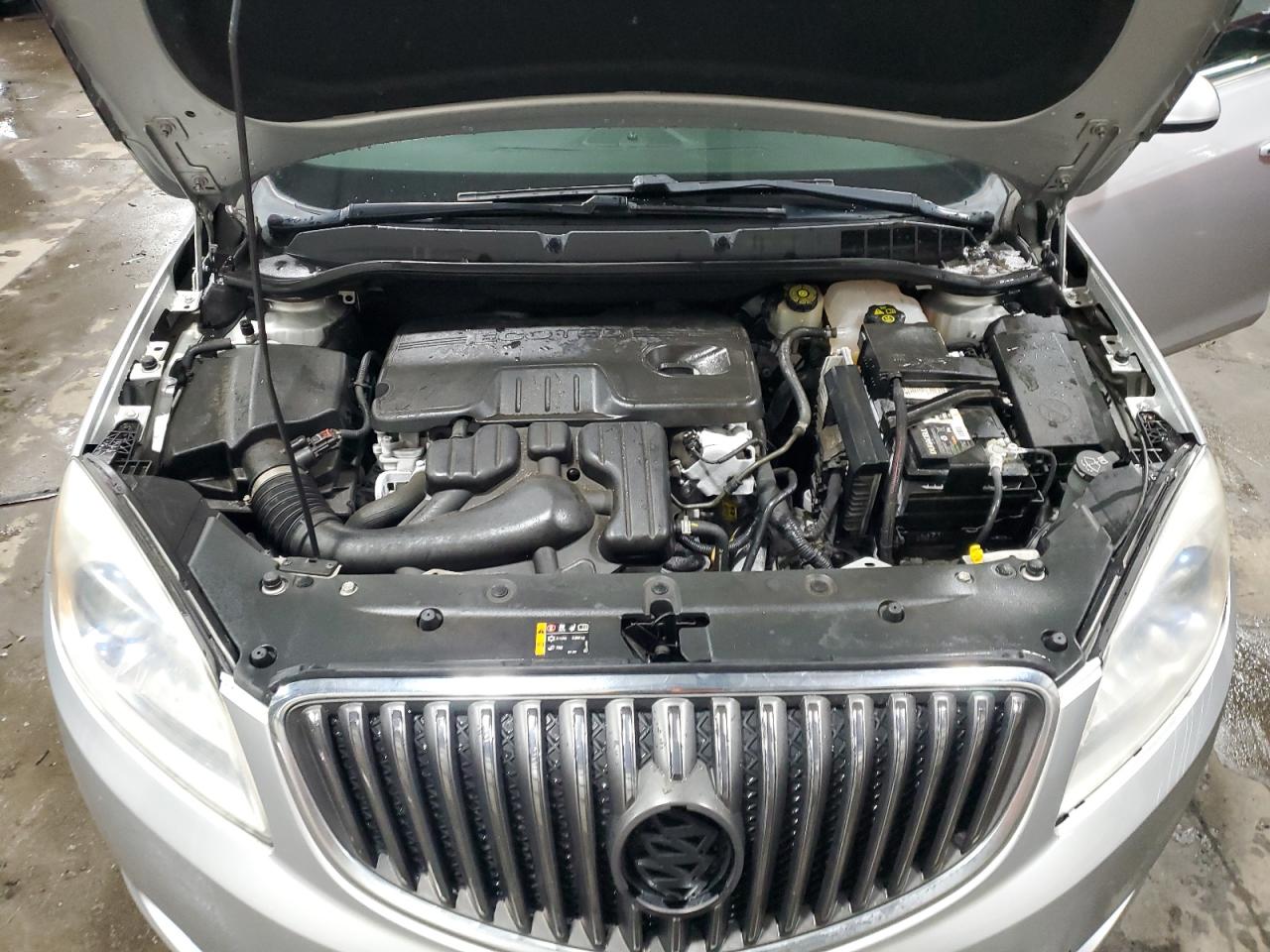 2012 Buick Verano - Image 12