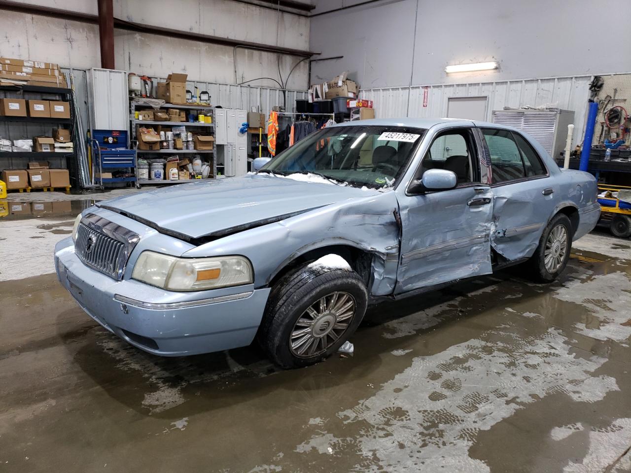 2010 Mercury Grand Marquis - Image 1