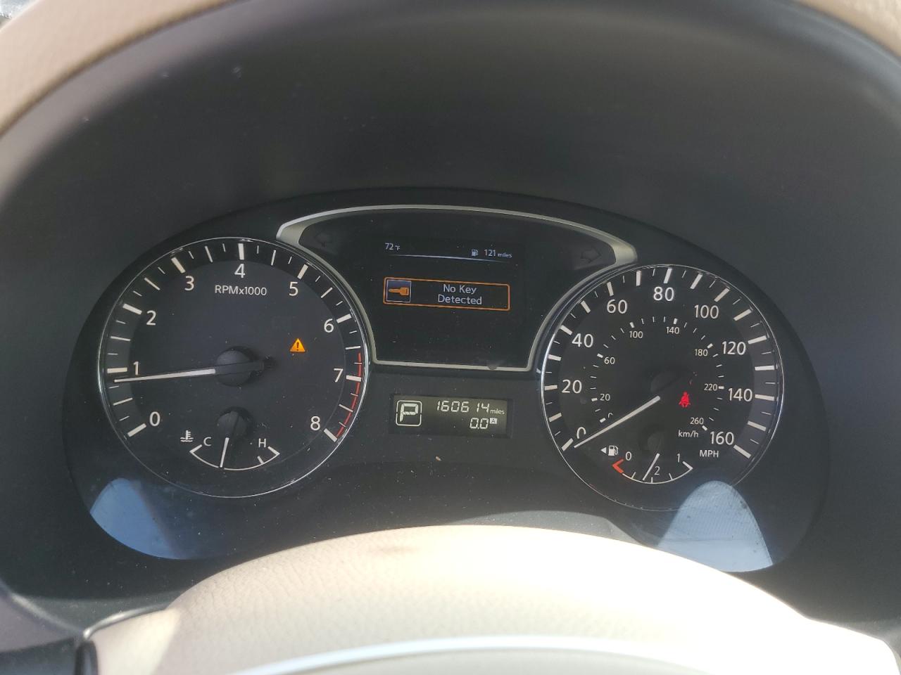 2015 Nissan Altima - Image 9