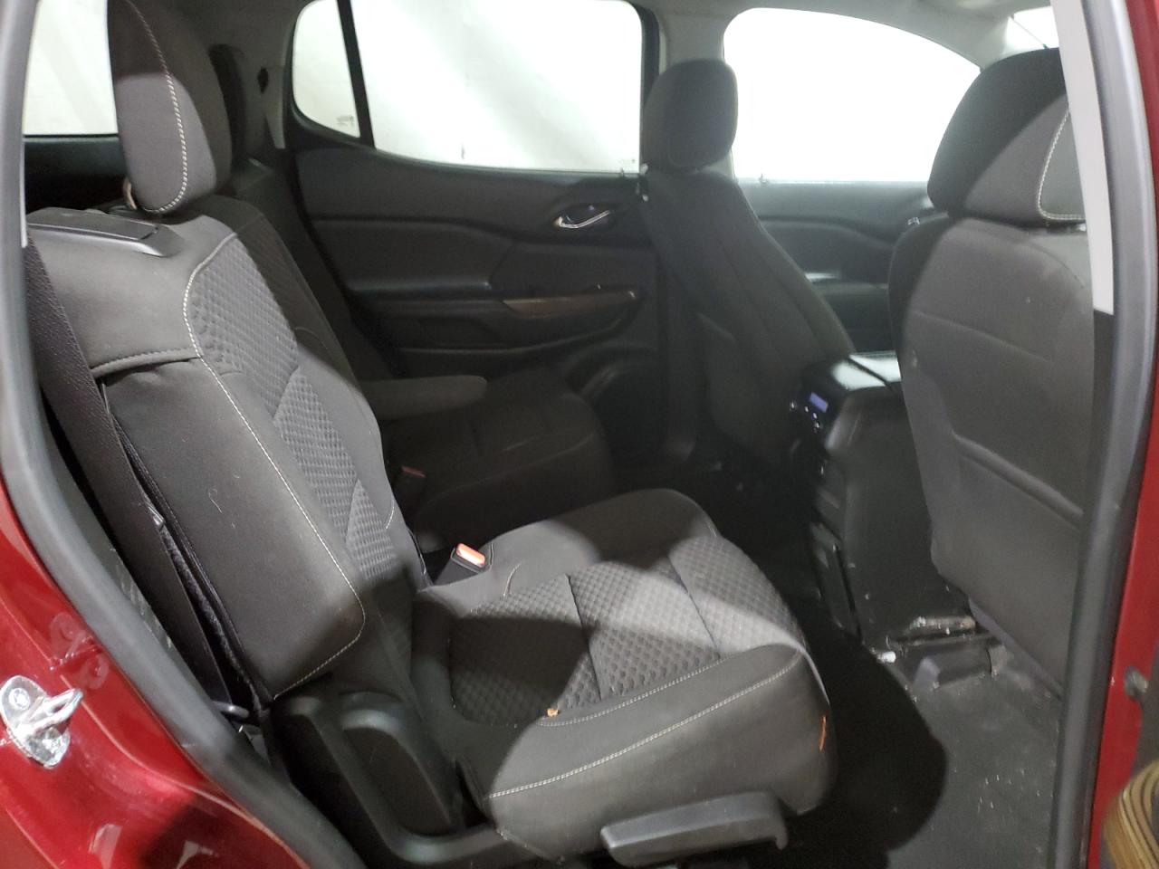 2017 GMC Acadia - Image 11