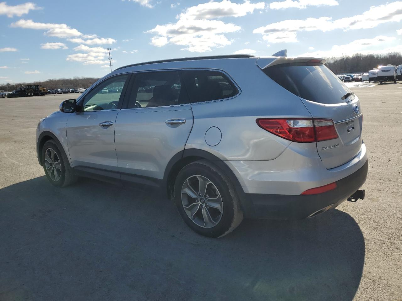 2013 Hyundai Santa Fe - Image 2