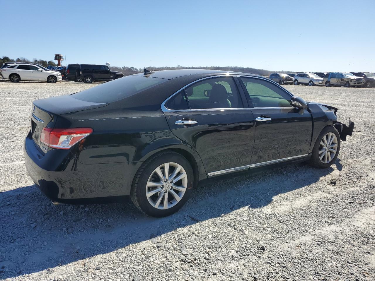 2010 Lexus ES - Image 3