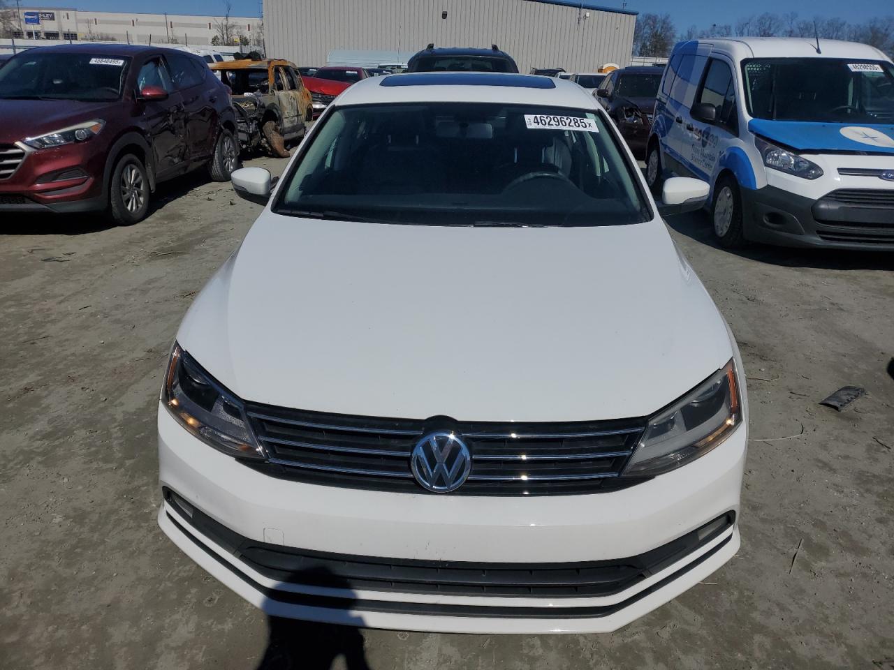 2015 Volkswagen Jetta - Image 5