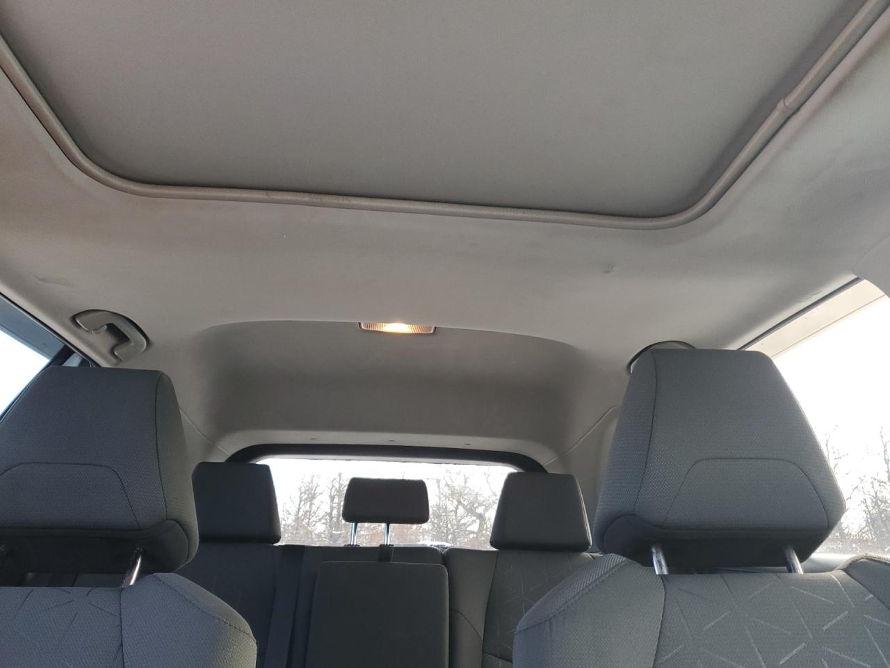 2021 Toyota RAV 4 - Image 10