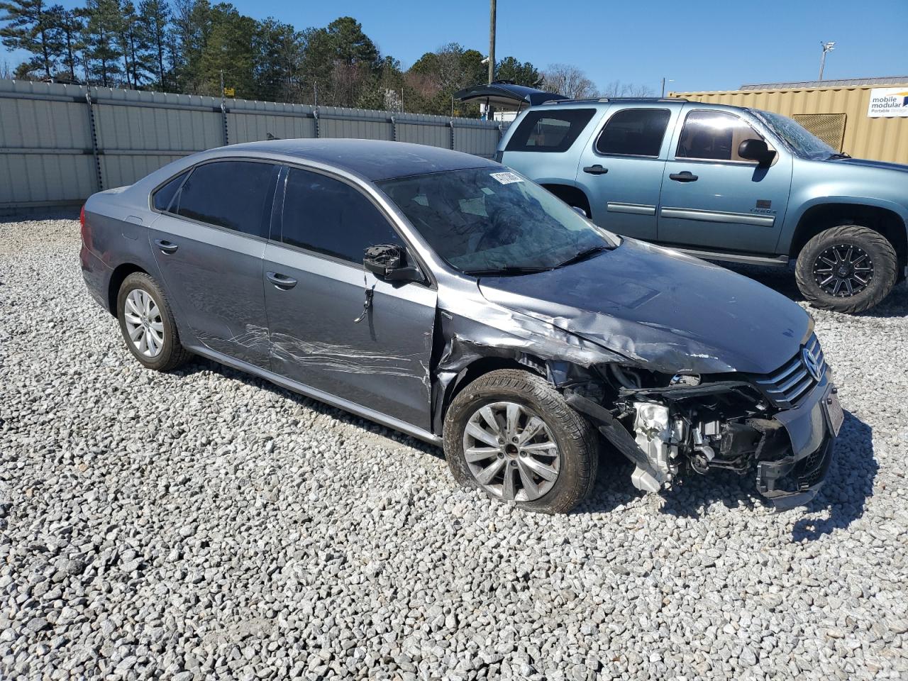 2015 Volkswagen Passat - Image 4