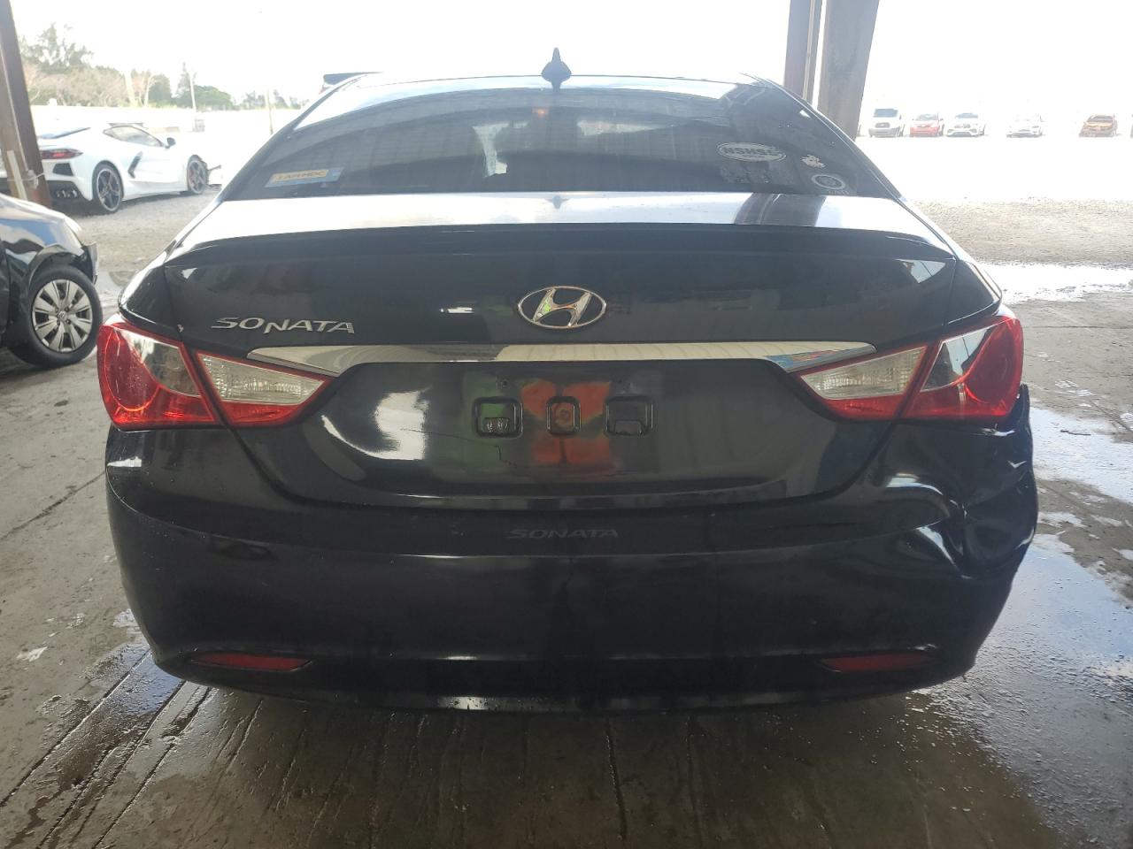 2012 Hyundai Sonata - Image 6