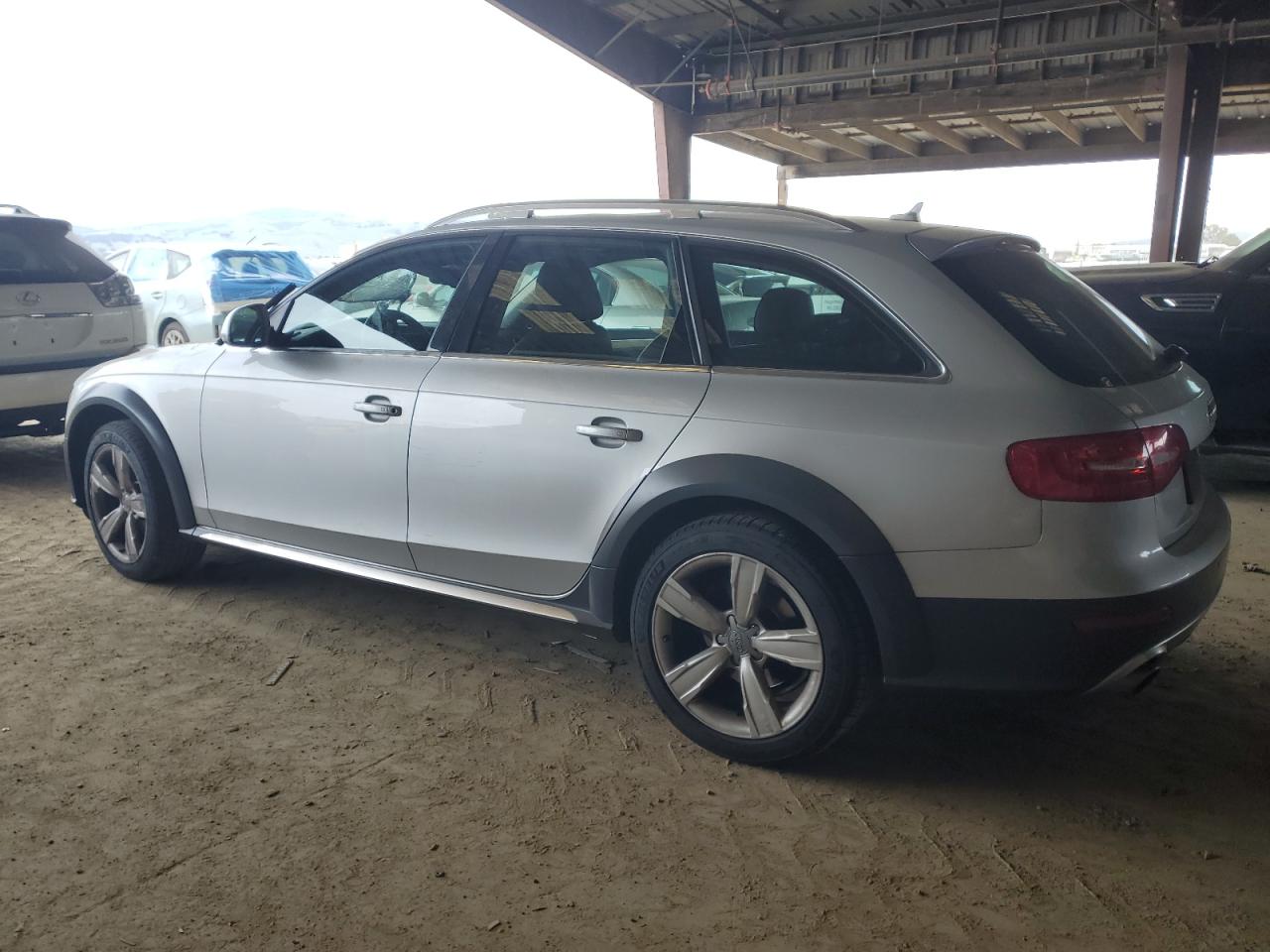2013 Audi A4 - Image 2