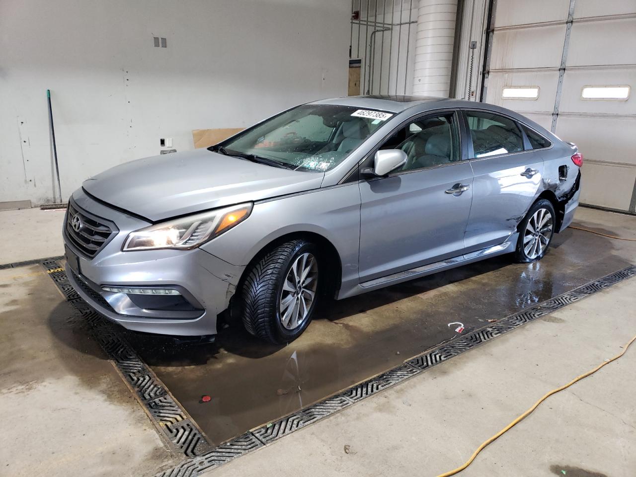 2016 Hyundai Sonata - Image 1