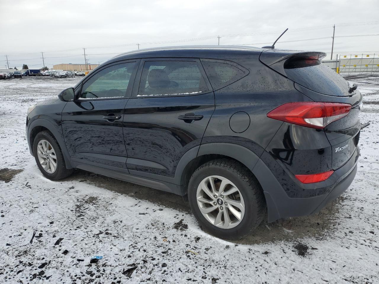 2016 Hyundai Tucson - Image 2