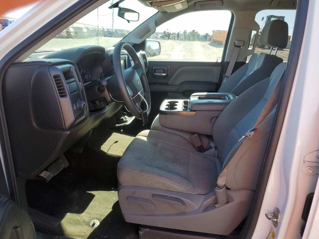 2016 Chevrolet Silverado - Image 7