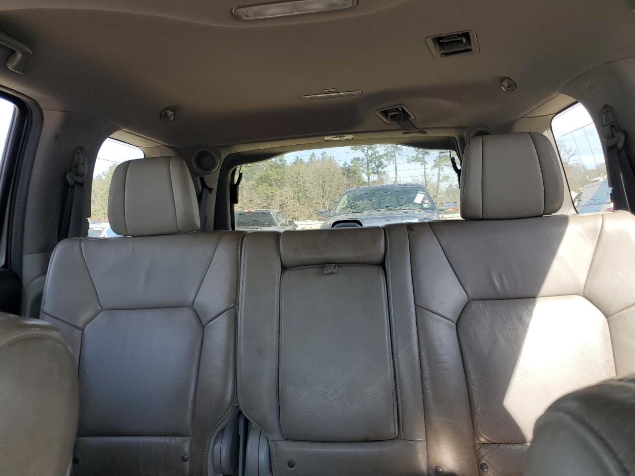 2014 Honda Pilot - Image 10