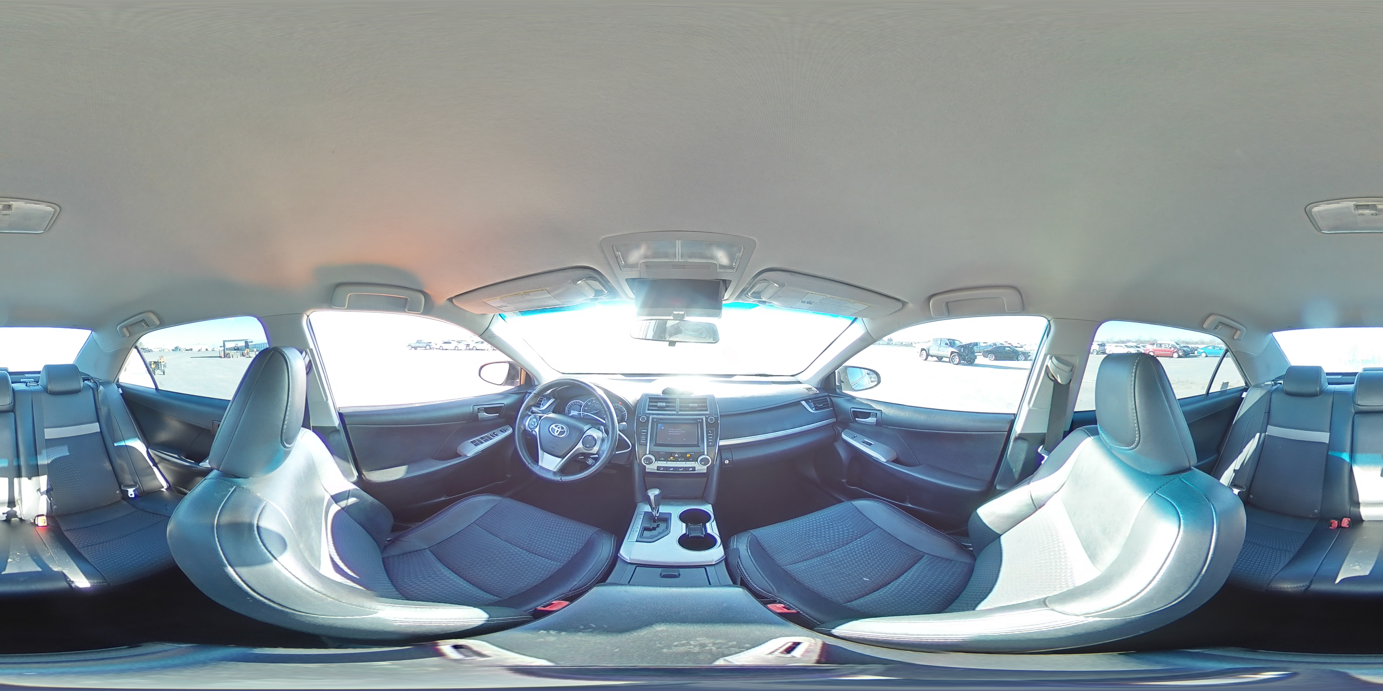 2012 Toyota Camry - Image 13