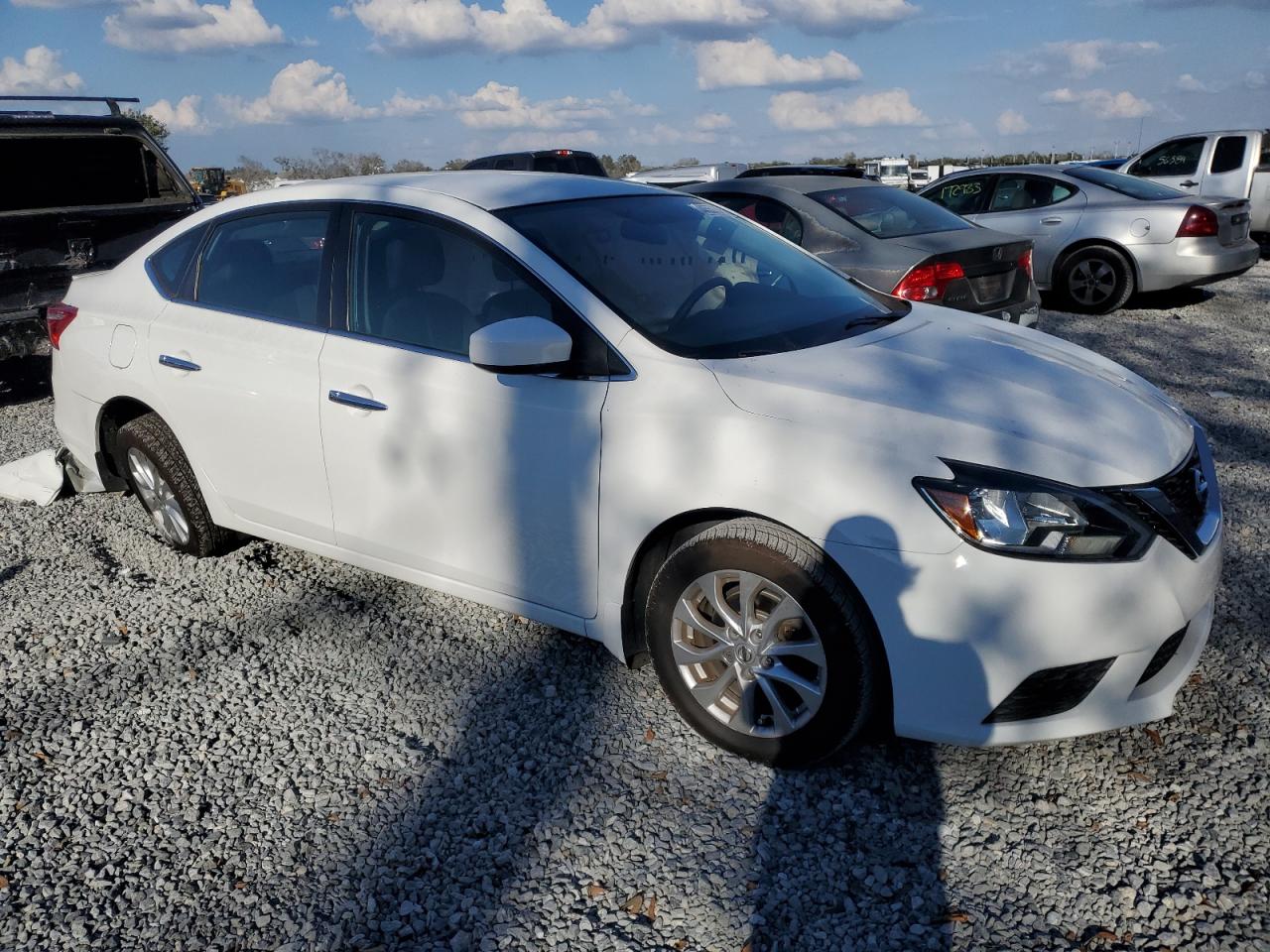 2017 Nissan Sentra - Image 4
