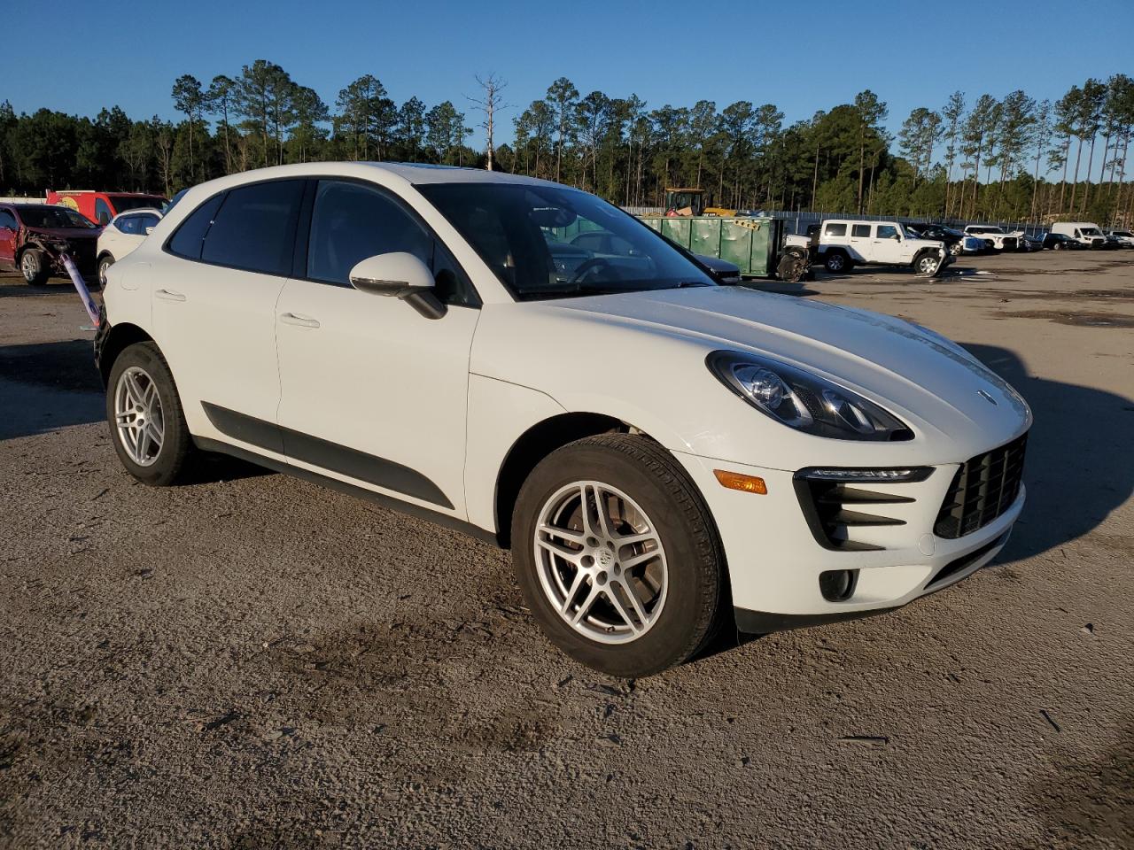 2017 Porsche Macan - Image 4