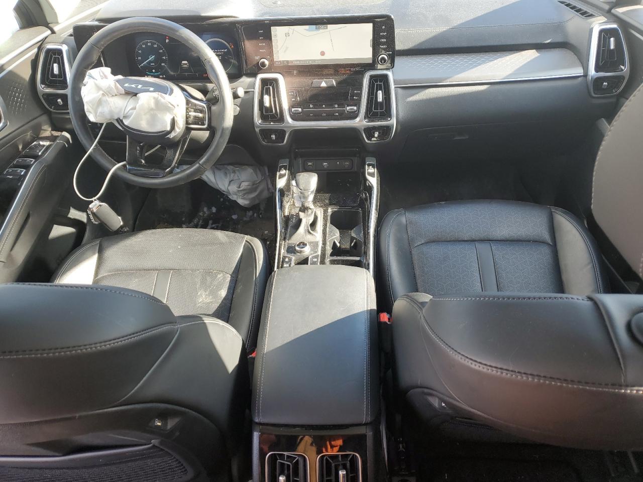 2023 Kia Sorento - Image 8
