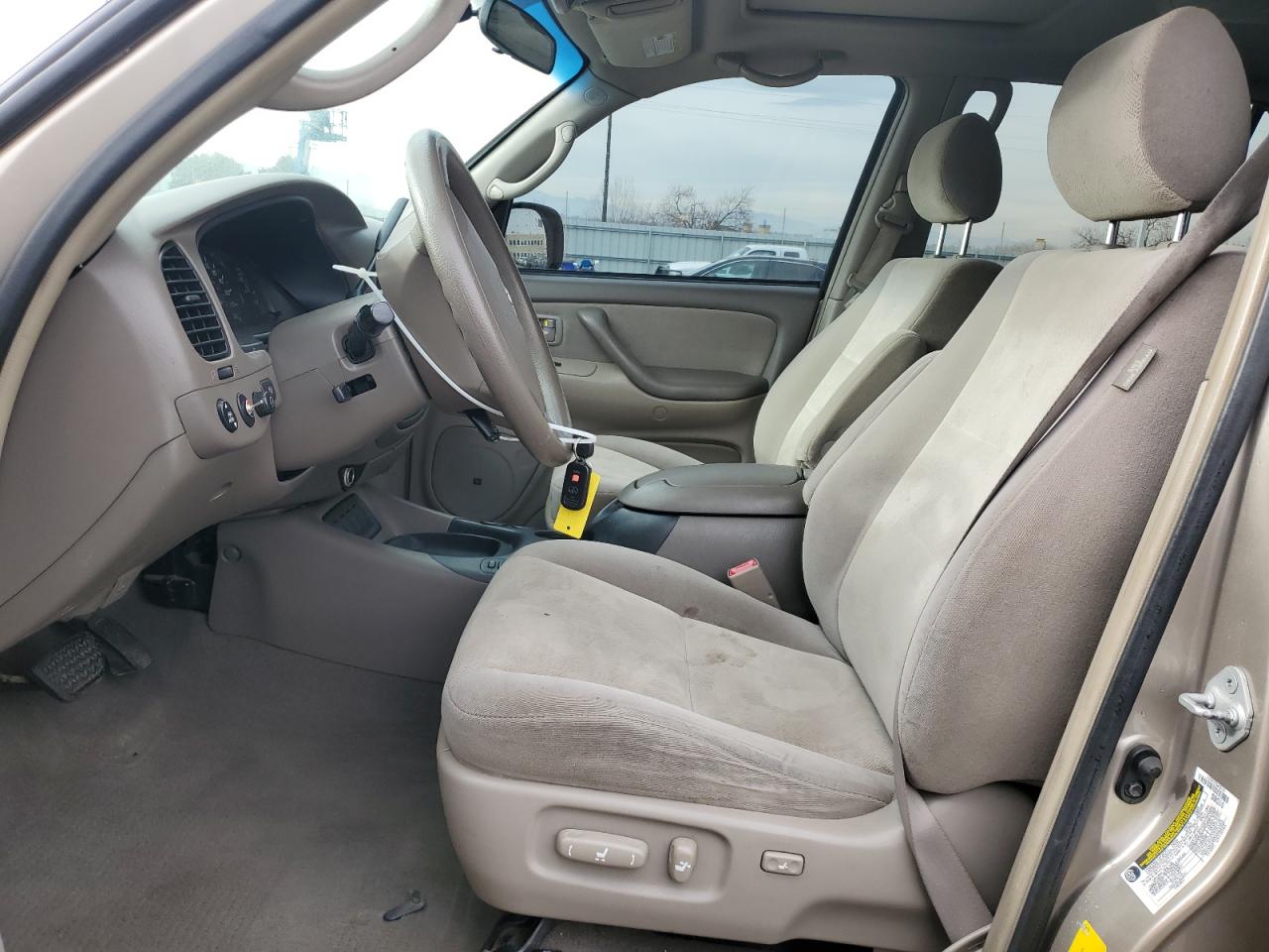 2007 Toyota Sequoia - Image 7