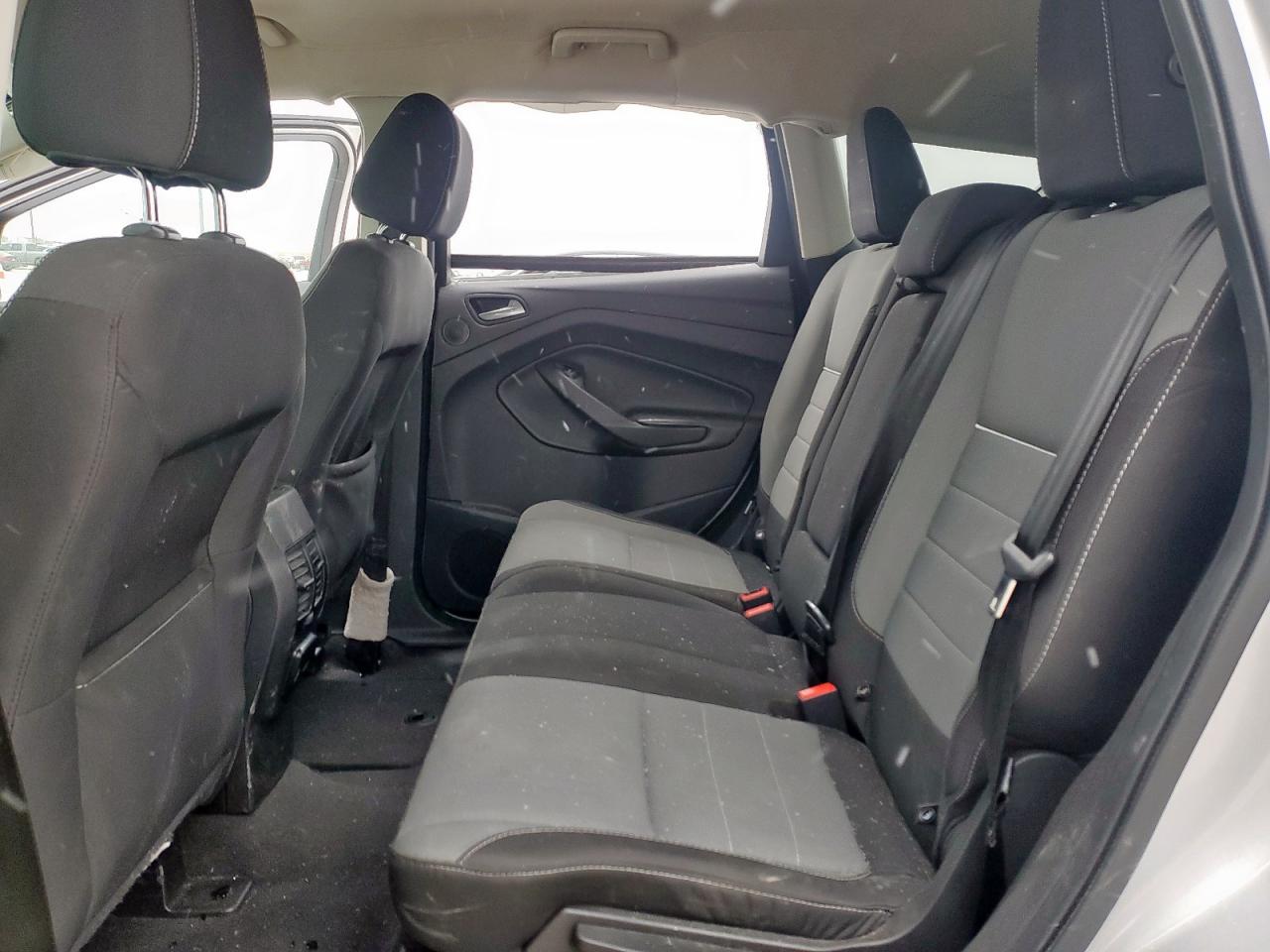 2014 Ford Escape - Image 11