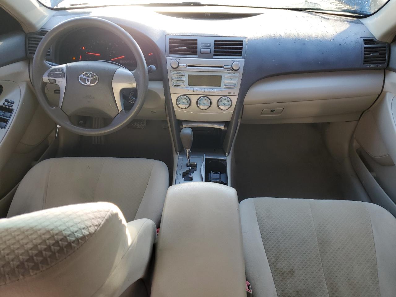2009 Toyota Camry - Image 8