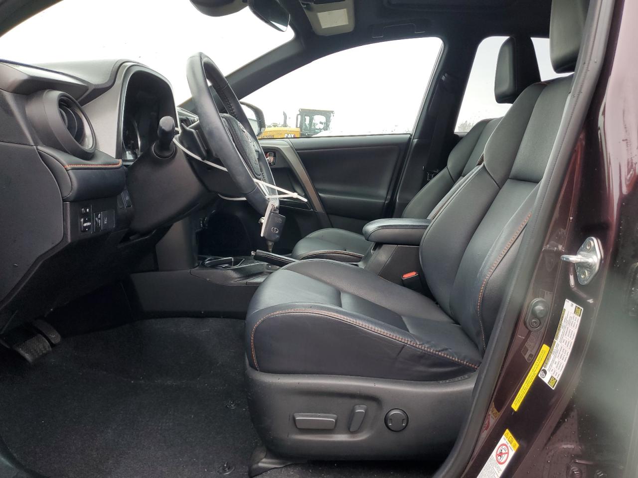 2018 Toyota RAV 4 - Image 7