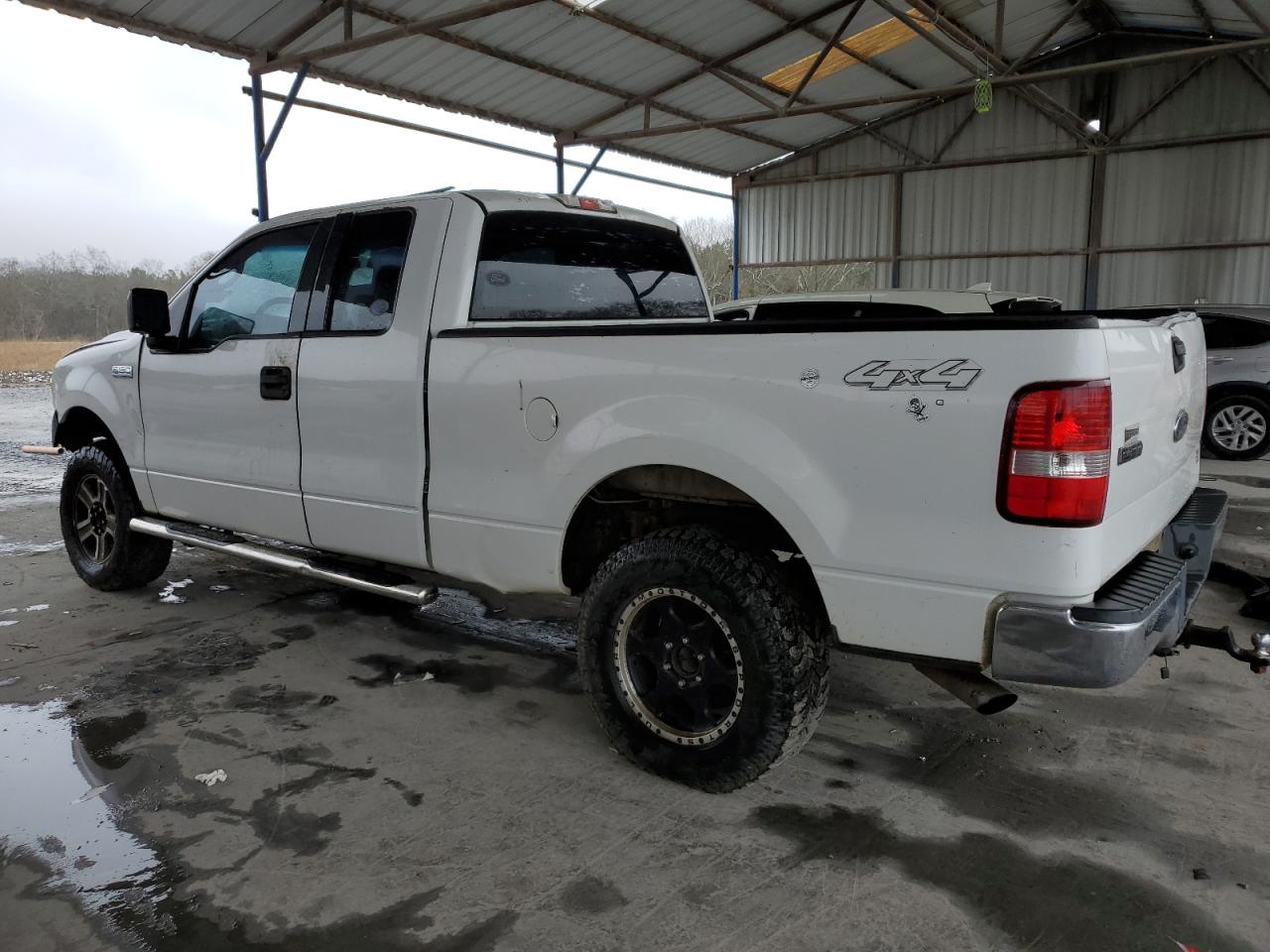 2004 Ford F-150 - Image 2