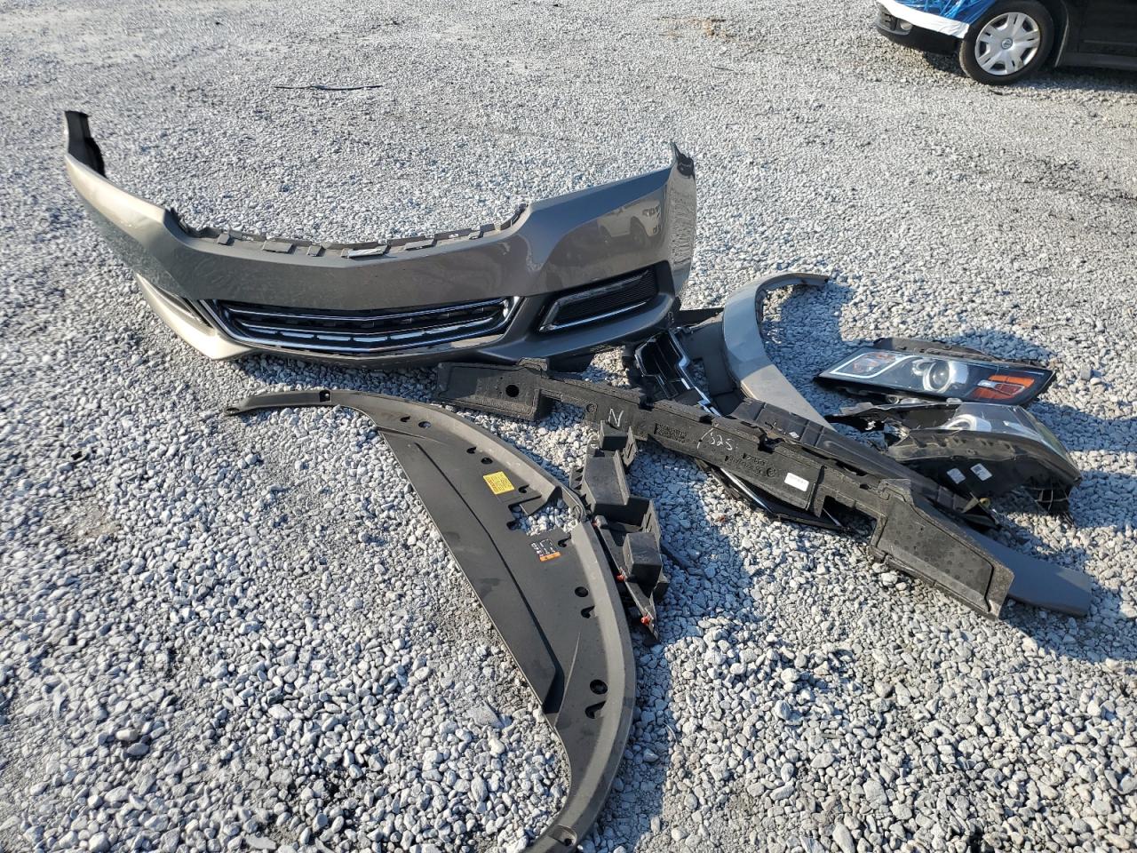 2017 Chevrolet Impala - Image 12