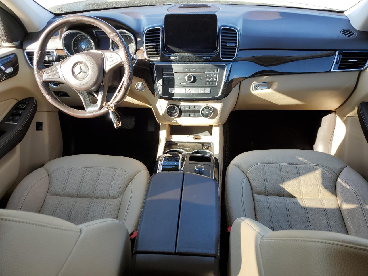 2018 Mercedes-Benz GLE - Image 8