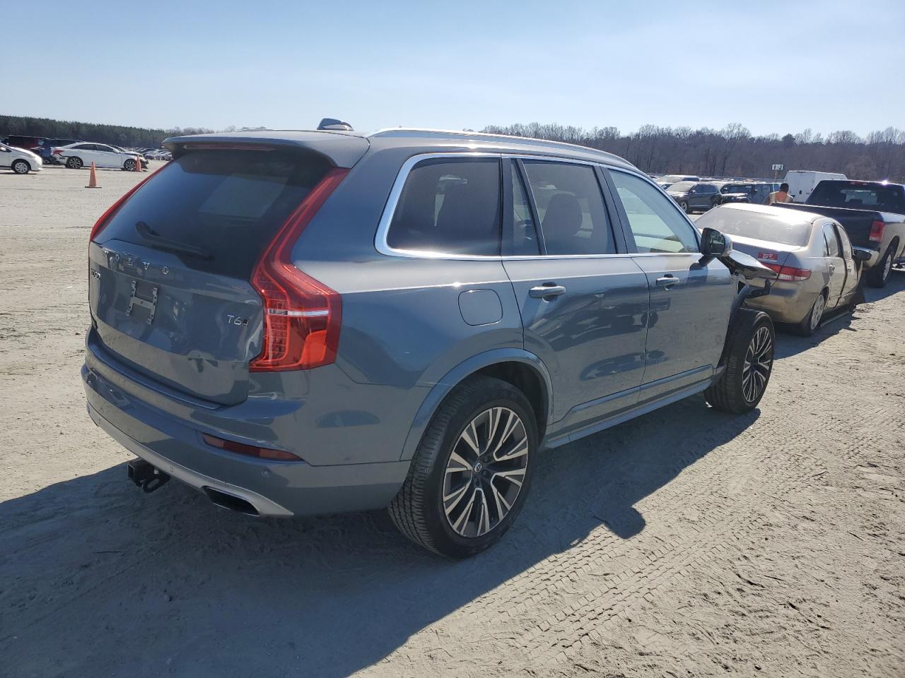 2020 Volvo XC90 - Image 3