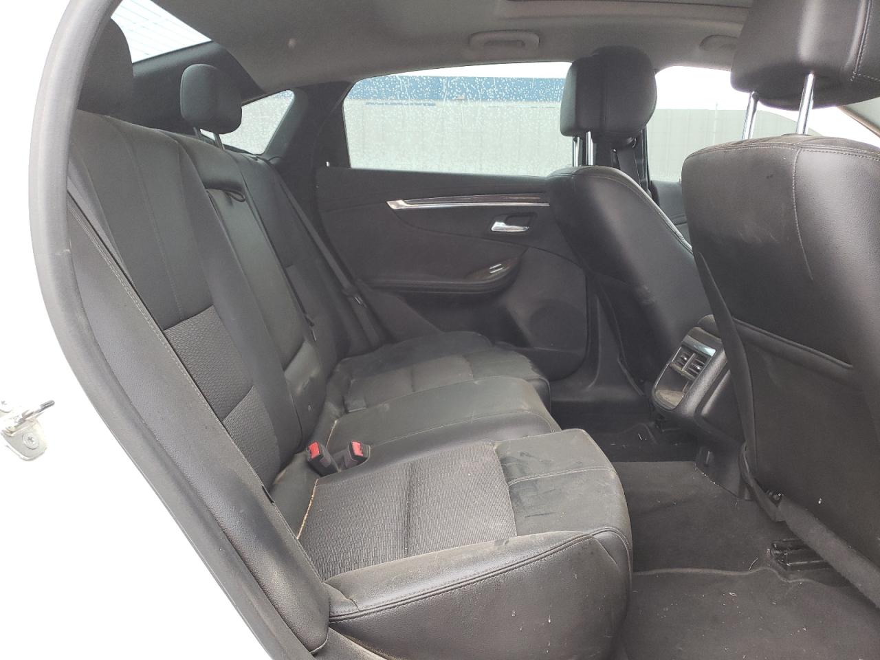 2014 Chevrolet Impala - Image 10