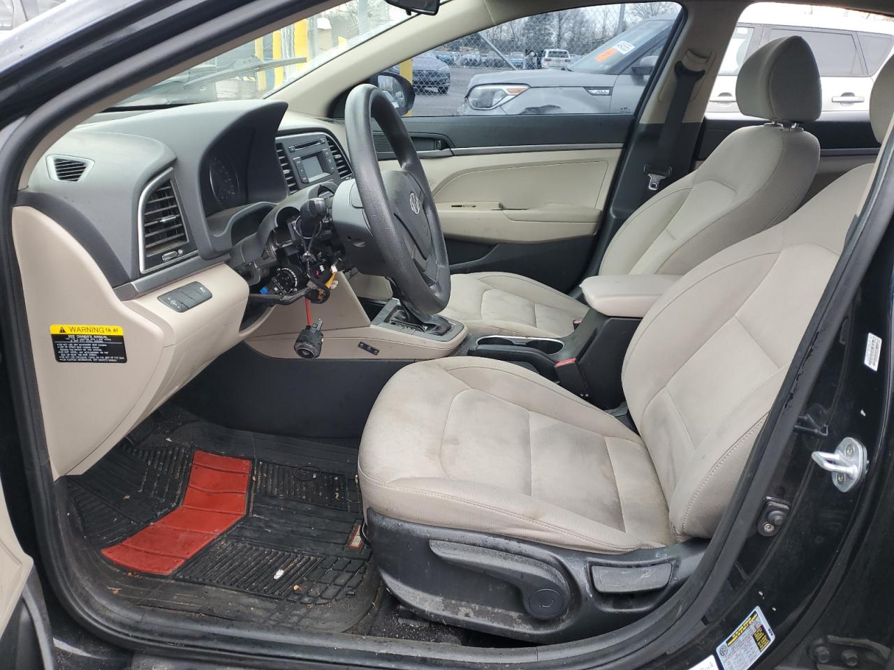 2017 Hyundai Elantra - Image 7