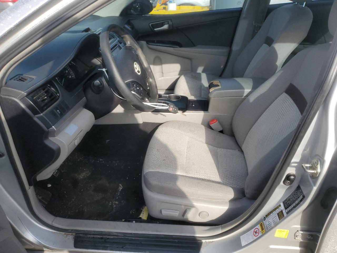 2014 Toyota Camry - Image 7