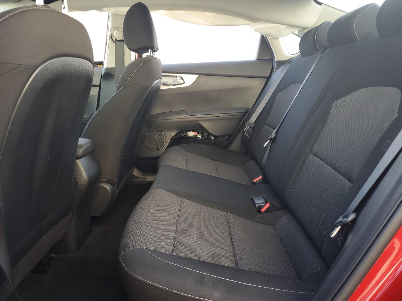 2024 Kia Forte - Image 10