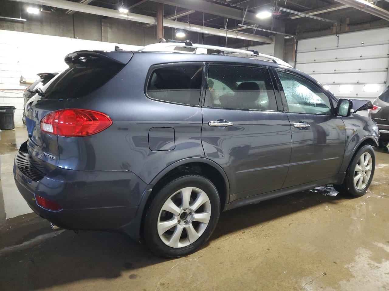 2011 Subaru Tribeca - Image 3