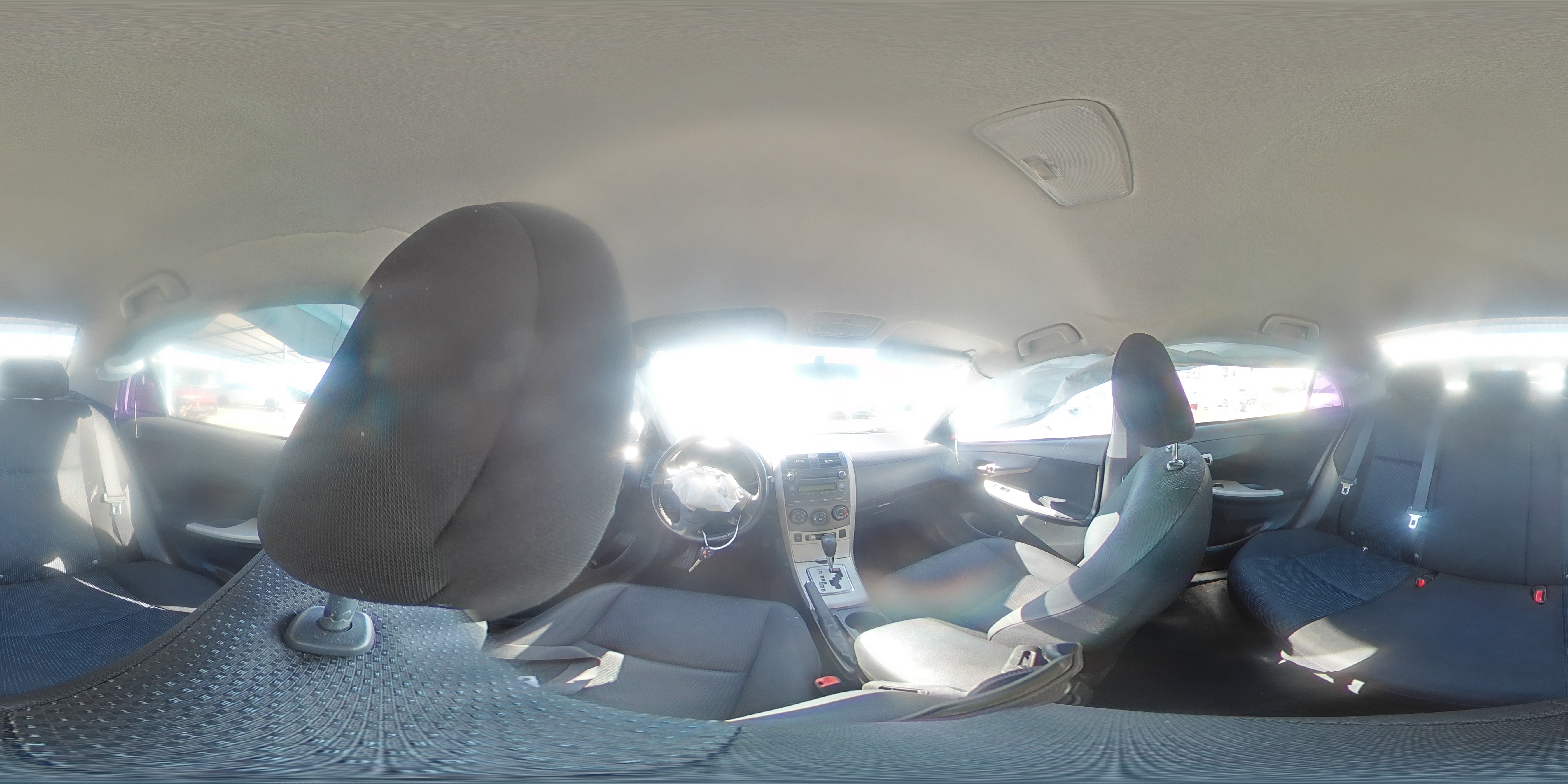 2010 Toyota Corolla - Image 13