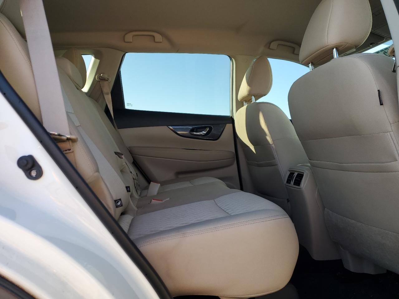 2020 Nissan Rogue - Image 11