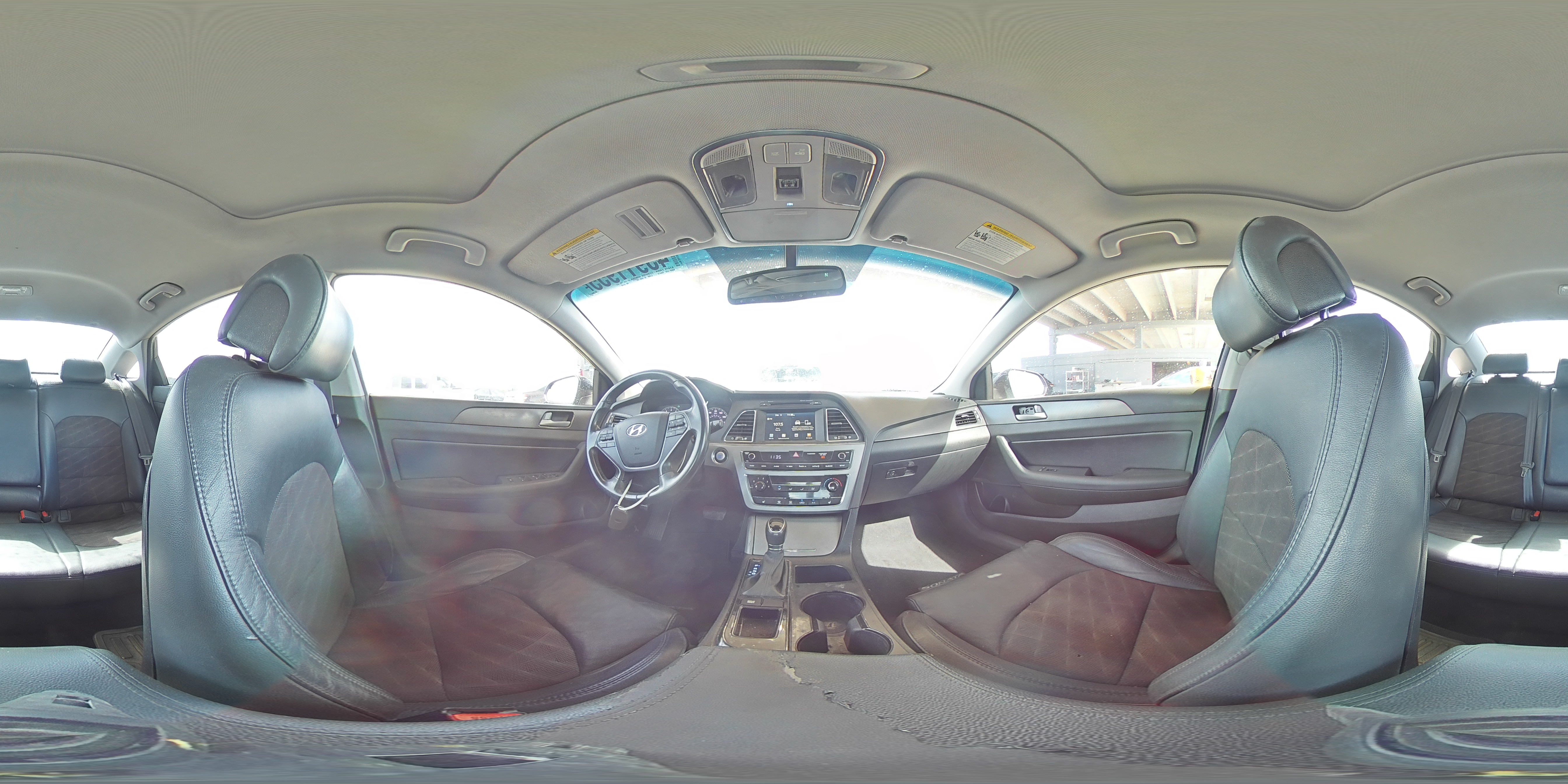 2017 Hyundai Sonata - Image 14