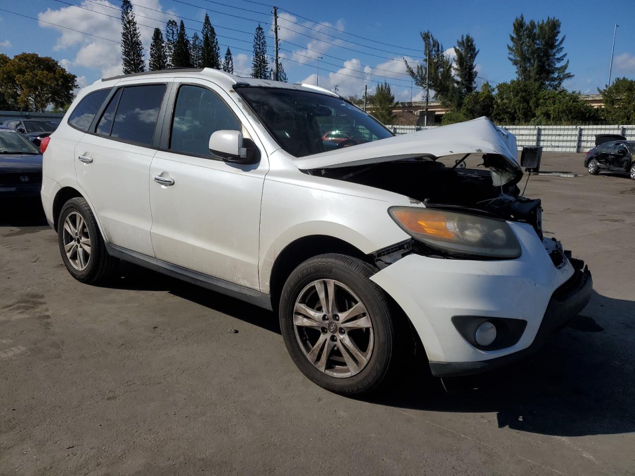 2012 Hyundai Santa Fe - Image 4
