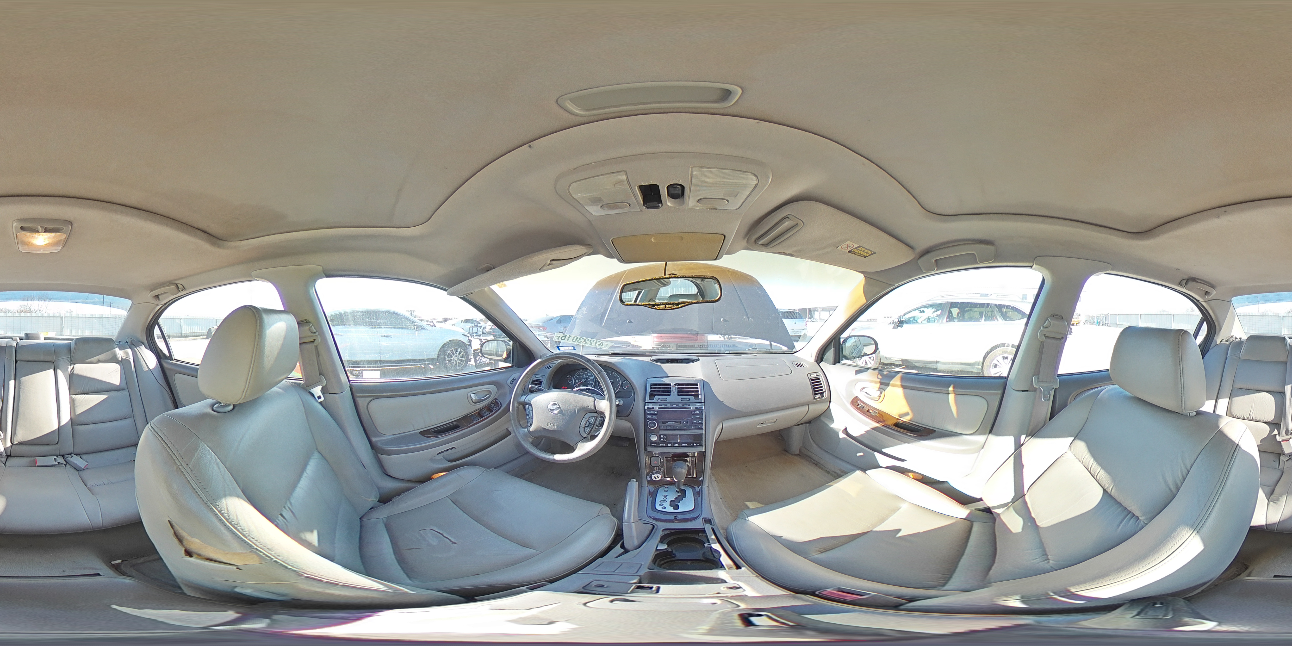 2002 Nissan Maxima - Image 12