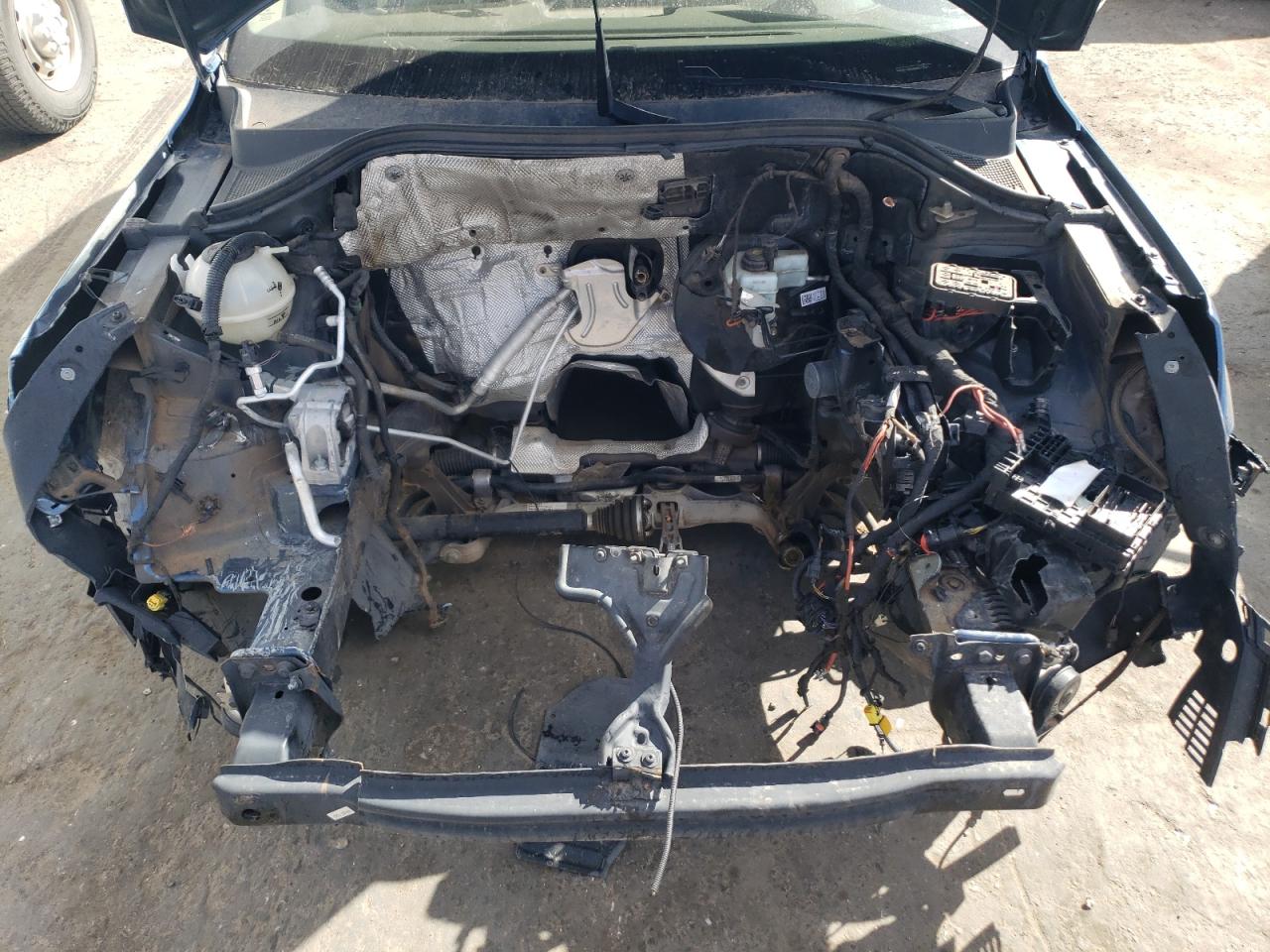 2017 Volkswagen Tiguan - Image 12