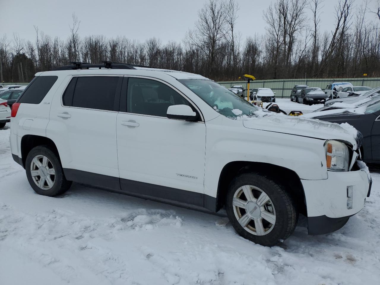 2015 GMC Terrain - Image 4