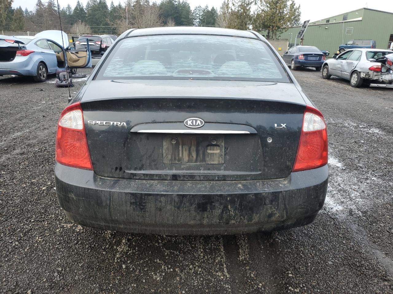 2005 Kia Spectra - Image 6