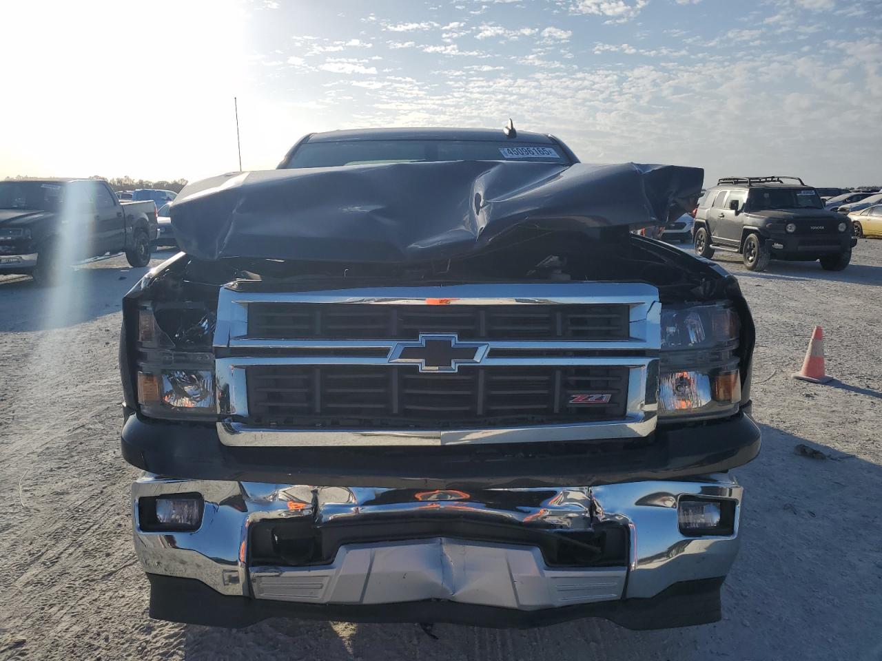 2015 Chevrolet Silverado - Image 5