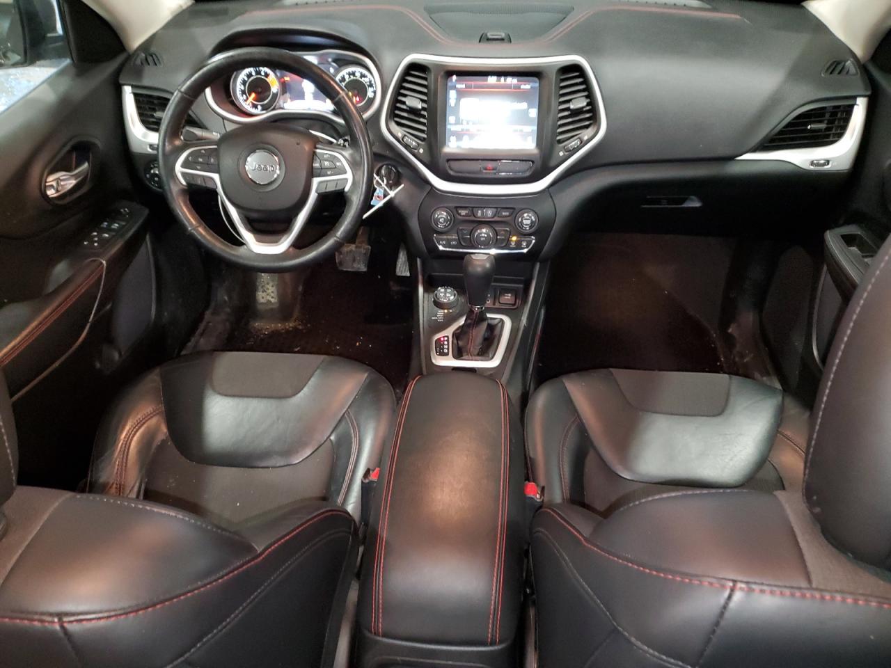 2016 Jeep Cherokee - Image 8