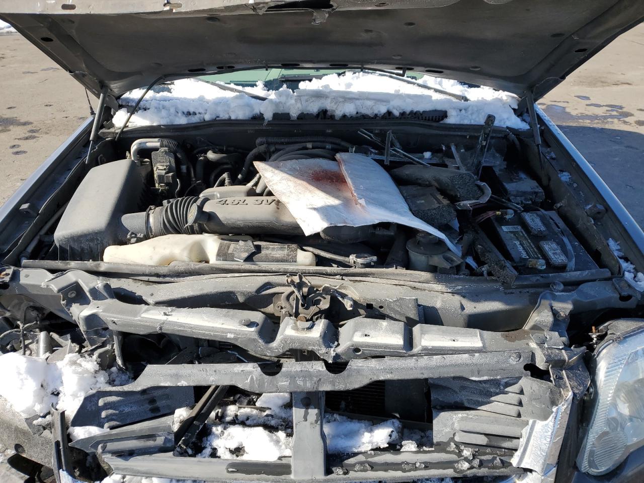 2006 Ford Explorer - Image 13