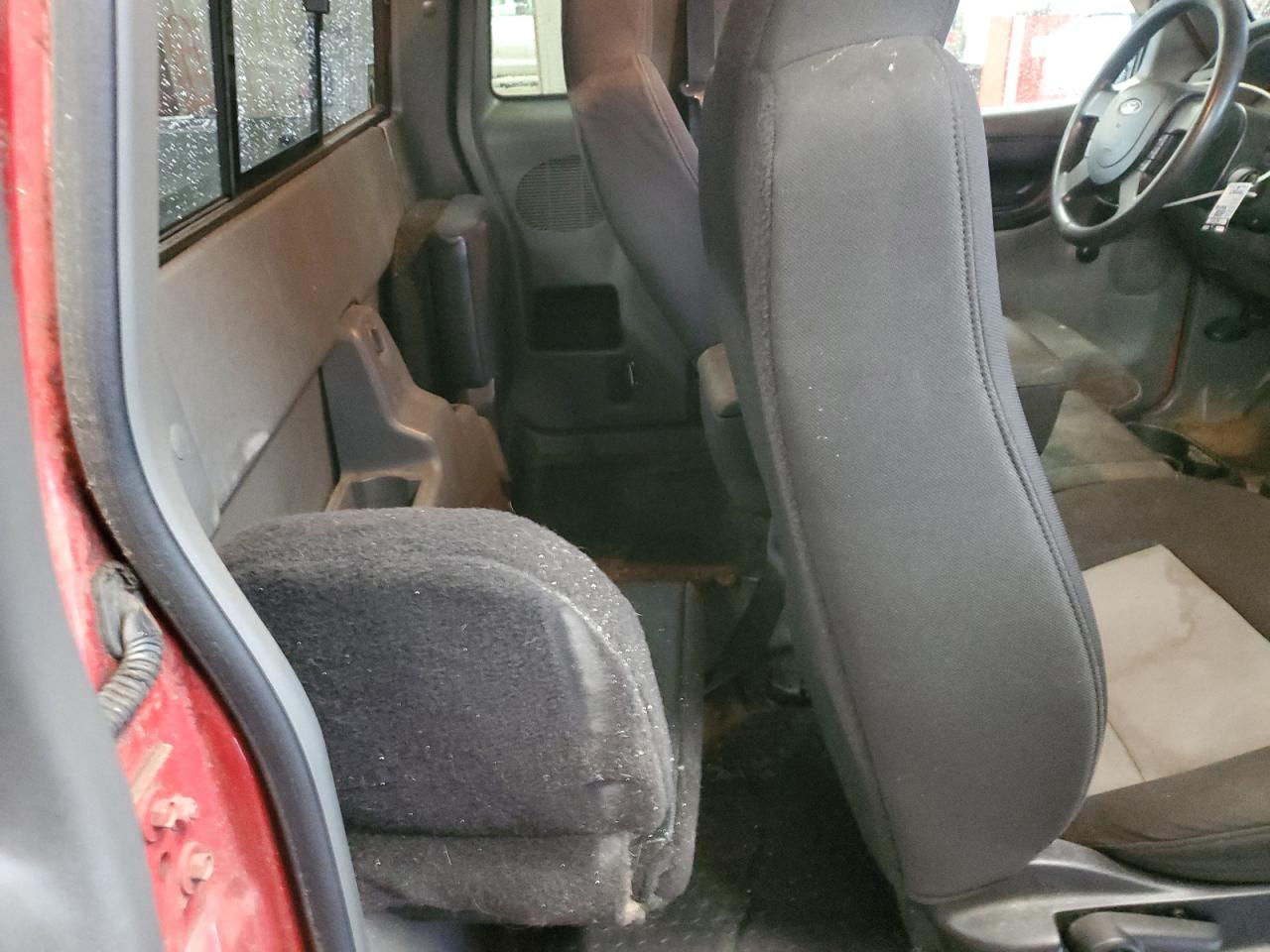2004 Ford Ranger - Image 10