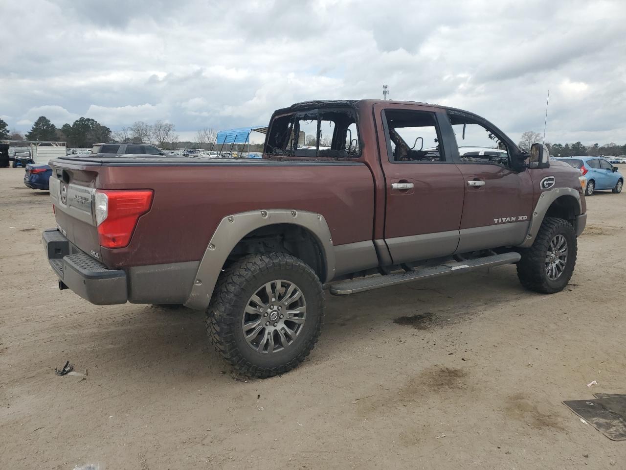 2016 Nissan Titan - Image 3